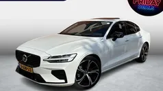 Wit Gebruikt 2023 Volvo S60 Plus Sedan | € 36.950 (Eerlijke prijs)