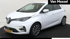 Wit Gebruikt 2023 Renault Zoe Intens Hatchback | € 19.440 (Eerlijke prijs)