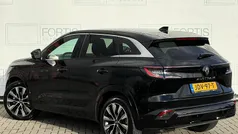 Zwart Gebruikt 2023 Renault Austral Techno SUV | € 30.395 (Goede deal)