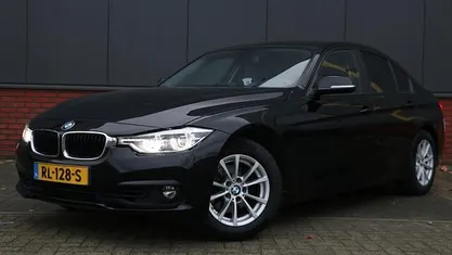 Occasion BMW 318 Executive 136 PK (100 kW) 2018 Sedan