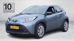 Grijs Gebruikt 2024 Toyota Aygo Play Hatchback | € 18.450 (Eerlijke prijs)
