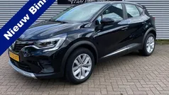 Zwart Gebruikt 2021 Renault Captur Zen SUV | € 18.450