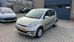 Beige Gebruikt 2009 Daihatsu Sirion Hatchback | € 2.550 (Eerlijke prijs)