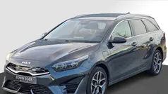 Gebruikt 2023 Kia Ceed Hatchback | € 24.445 (Eerlijke prijs)