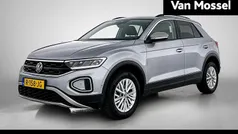 Grijs Gebruikt 2022 VW T-Roc Life SUV | € 26.900 (Goede deal)