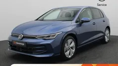 Blauw, metallic lak Nieuw 2025 VW Golf VIII Edition Hatchback | € 36.900 (Eerlijke prijs)