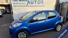 Blauw, metallic lak Gebruikt 2013 Peugeot 107 Access Hatchback | € 3.443 (Eerlijke prijs)