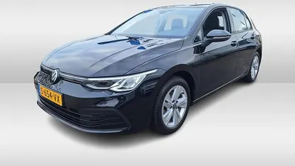 Occasion VW Golf VIII Life 112 PK (82 kW) 2023 Hatchback