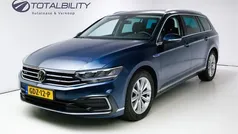 Blauw Gebruikt 2022 VW Passat Business Stationwagen | € 24.950 (Eerlijke prijs)