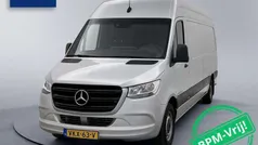 Zilver Gebruikt 2020 Mercedes Sprinter Van | € 25.945 (Eerlijke prijs)