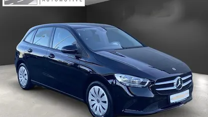 Gebruikt 2022 Mercedes B250e Business MPV | € 27.895 (Eerlijke prijs)