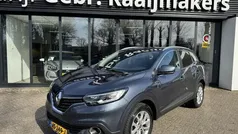 Grijs, metallic lak Gebruikt 2017 Renault Kadjar Intens SUV | € 11.450 (Super prijs)