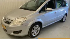 Grijs Gebruikt 2009 Opel Zafira Executive MPV | € 2.250 (Eerlijke prijs)