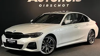 Occasion 2021 BMW 330 Executive Sedan | € 33.490 (Eerlijke prijs)