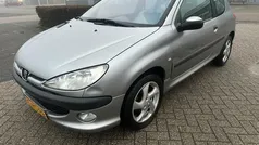 Grijs Gebruikt 2001 Peugeot 206 Hatchback | € 799 (Eerlijke prijs)