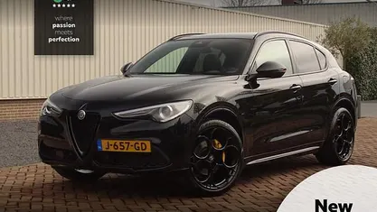 Zwart Occasion 2020 Alfa Romeo Stelvio Veloce SUV | € 31.900 (Eerlijke prijs)
