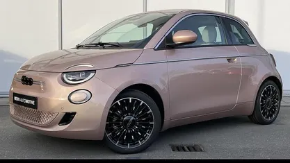Nieuw Fiat 500e La Prima 86 kW (118 PK) 2025 Roze Hatchback