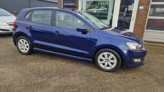 Blauw (metallic) Gebruikt 2011 VW Polo Comfortline Hatchback | € 2.444 (Eerlijke prijs)
