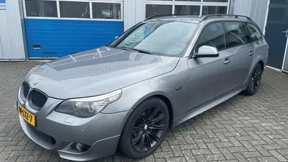 Grijs Gebruikt 2010 BMW 520 M Sport Stationwagen | € 3.950 (Eerlijke prijs)