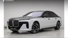 Gebruikt 2025 BMW i7 M Sport Sedan | € 96.895 (Eerlijke prijs)