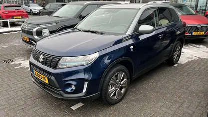 Blauw Occasion 2024 Suzuki Vitara SUV | € 28.140 (Eerlijke prijs)