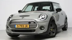 Grijs, metallic lak Gebruikt 2020 Mini Cooper S Hatchback | € 15.945 (Eerlijke prijs)