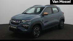 Gebruikt 2023 Dacia Spring Extreme Hatchback | € 15.940 (Eerlijke prijs)