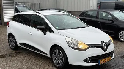 Gebruikt 2015 Renault Clio GrandTour Night&Day Stationwagen | € 4.490 (Goede deal)