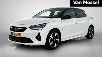Occasion Opel Corsa-e GS Line 100 kW (136 PK) 2021 Wit Hatchback