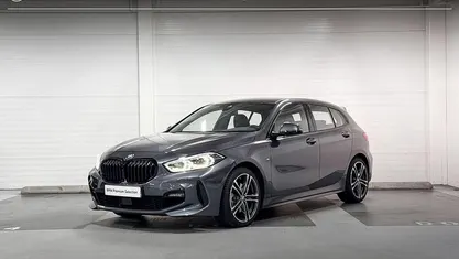 Grijs Occasion 2021 BMW 118 Executive Hatchback | € 23.400 (Eerlijke prijs)