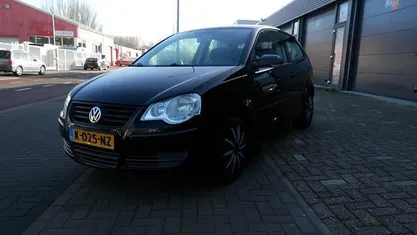 Zwart Occasion 2007 VW Polo Trendline Hatchback | € 1.950 (Goede deal)