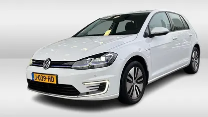 Wit Gebruikt 2020 VW e-Golf Hatchback | € 13.950 (Goede deal)