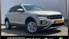 Grijs Gebruikt 2022 VW T-Roc Life SUV | € 24.900 (Eerlijke prijs)
