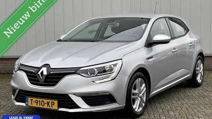 Grijs Occasion 2017 Renault Mégane IV LIMITED Hatchback | € 9.995 (Goede deal)