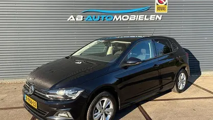 Zwart Occasion 2021 VW Polo Comfortline Hatchback | € 12.950 (Goede deal)