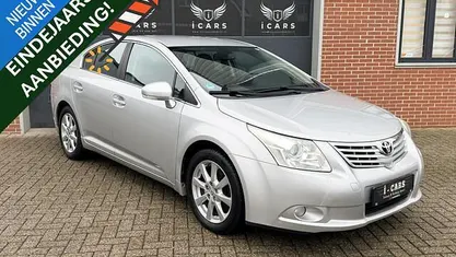 Grijs Gebruikt 2009 Toyota Avensis Executive Sedan | € 10.950 (Goede deal)