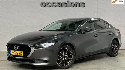 Occasion Mazda 3 Luxury 180 PK (132 kW) 2020 Grijs Sedan