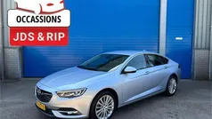 Grijs Gebruikt 2017 Opel Insignia Innovation Hatchback | € 14.950 (Goede deal)