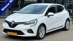 Gebruikt 2020 Renault Clio V Zen Hatchback | € 13.445 (Eerlijke prijs)