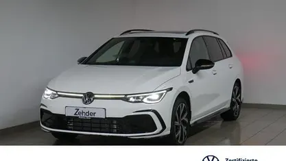 Wit Gebruikt 2024 VW Golf VIII R-line Stationwagen | € 44.063 (Eerlijke prijs)