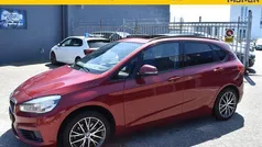 Rood Gebruikt 2017 BMW 218 Executive Stationwagen | € 17.950 (Eerlijke prijs)