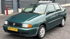 Gebruikt 1998 VW Polo Sedan | € 950 (Eerlijke prijs)