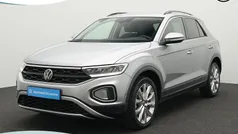 Grijs Gebruikt 2023 VW T-Roc Business SUV | € 26.350 (Eerlijke prijs)