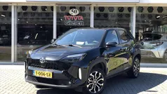 Zwart Gebruikt 2022 Toyota Yaris Cross Connect Style SUV | € 26.400 (Eerlijke prijs)