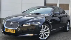 Zwart Gebruikt 2012 Jaguar XF Sedan | € 9.950 (Eerlijke prijs)
