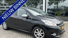 Gebruikt 2014 Peugeot 208 Style Hatchback | € 3.950 (Eerlijke prijs)