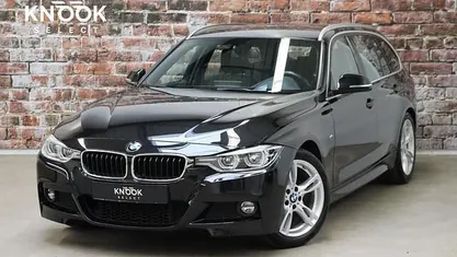 Zwart Occasion 2017 BMW 320 Executive Stationwagen | € 19.950 (Eerlijke prijs)