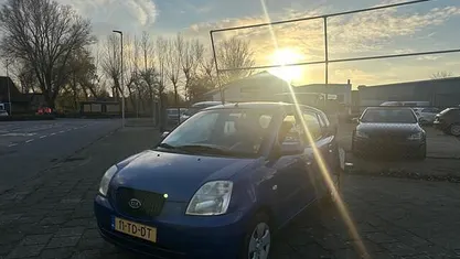 Blauw Occasion 2006 Kia Picanto Hatchback | € 1.799 (Eerlijke prijs)