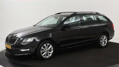 Zwart Gebruikt 2019 Skoda Octavia Stationwagen | € 15.400 (Eerlijke prijs)