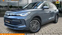 Grijs Gebruikt 2025 VW Tiguan Edition SUV | € 38.900 (Super prijs)